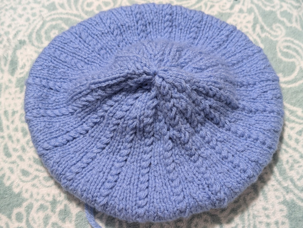 finished twist stitch beret