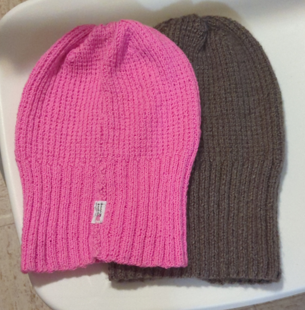 Sloan beanies - pink and dark camel